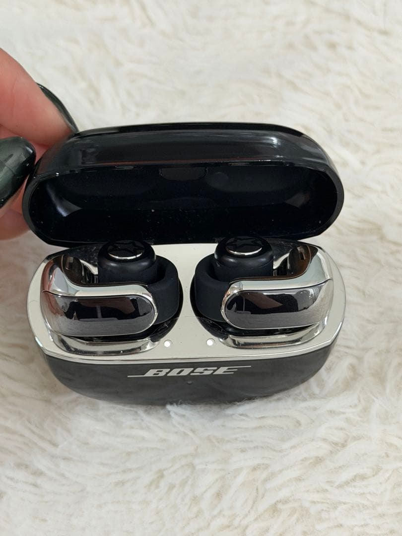 Bose ワイヤレスイヤホン ブラックLisaコラボ