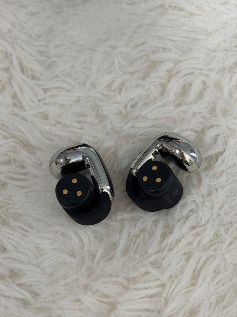 Bose ワイヤレスイヤホン ブラックLisaコラボ