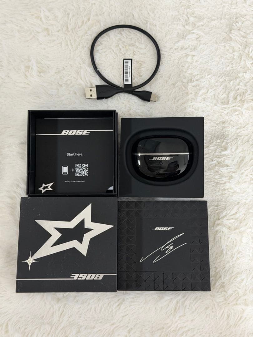 Bose ワイヤレスイヤホン ブラックLisaコラボ