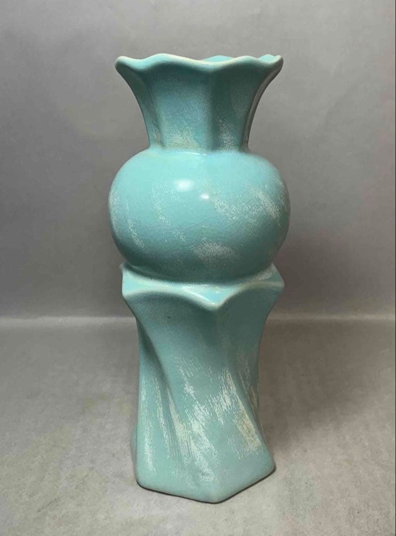 中国 輪花口下捻子形瓶　f12230910