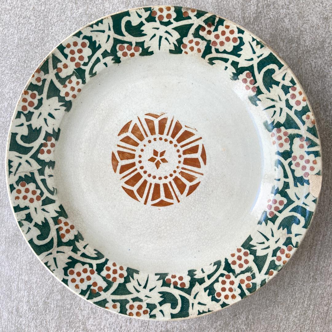 【9004A】ソンベ焼き　ヴィンテージソンべ 　装飾皿　アンティーク