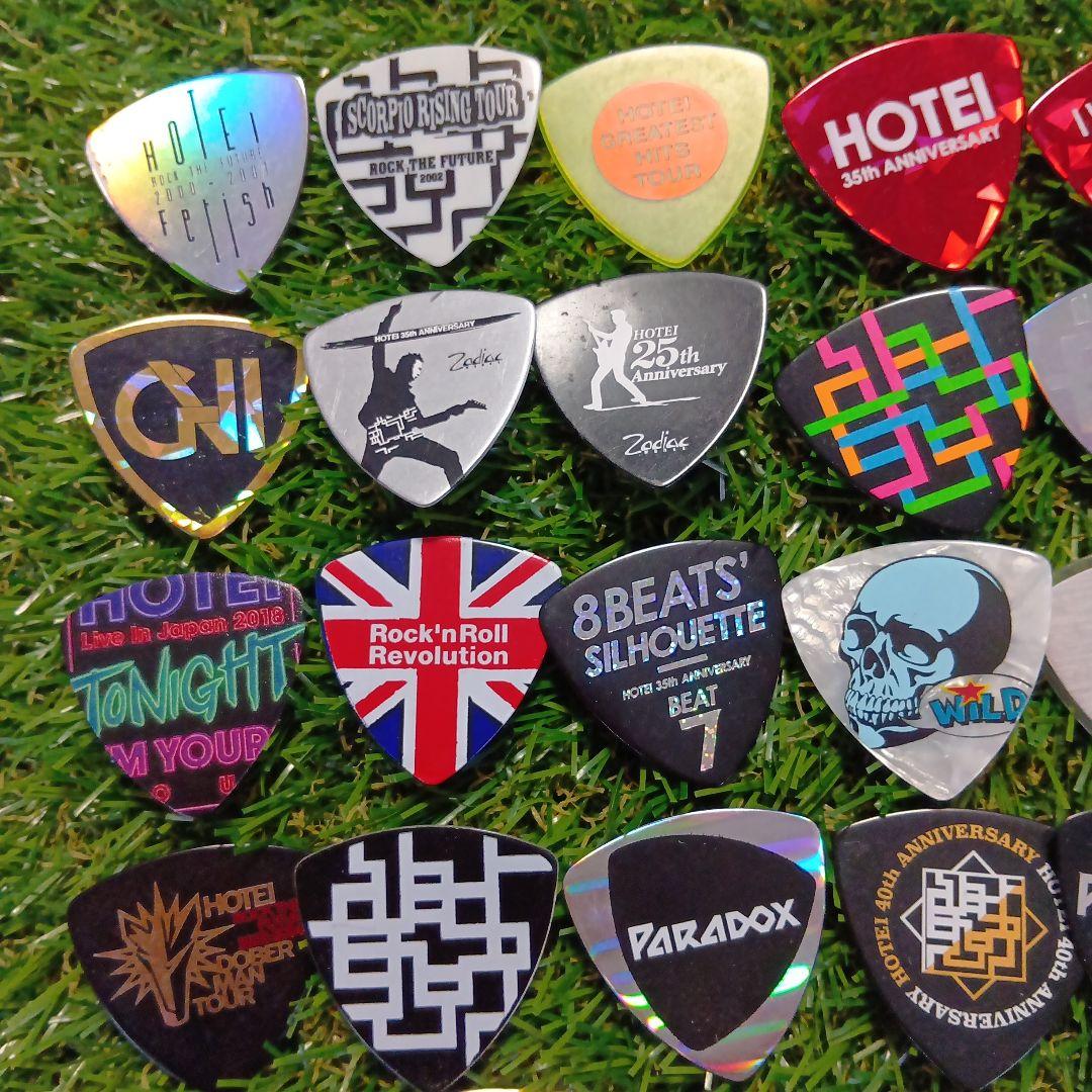 布袋寅泰　ピック