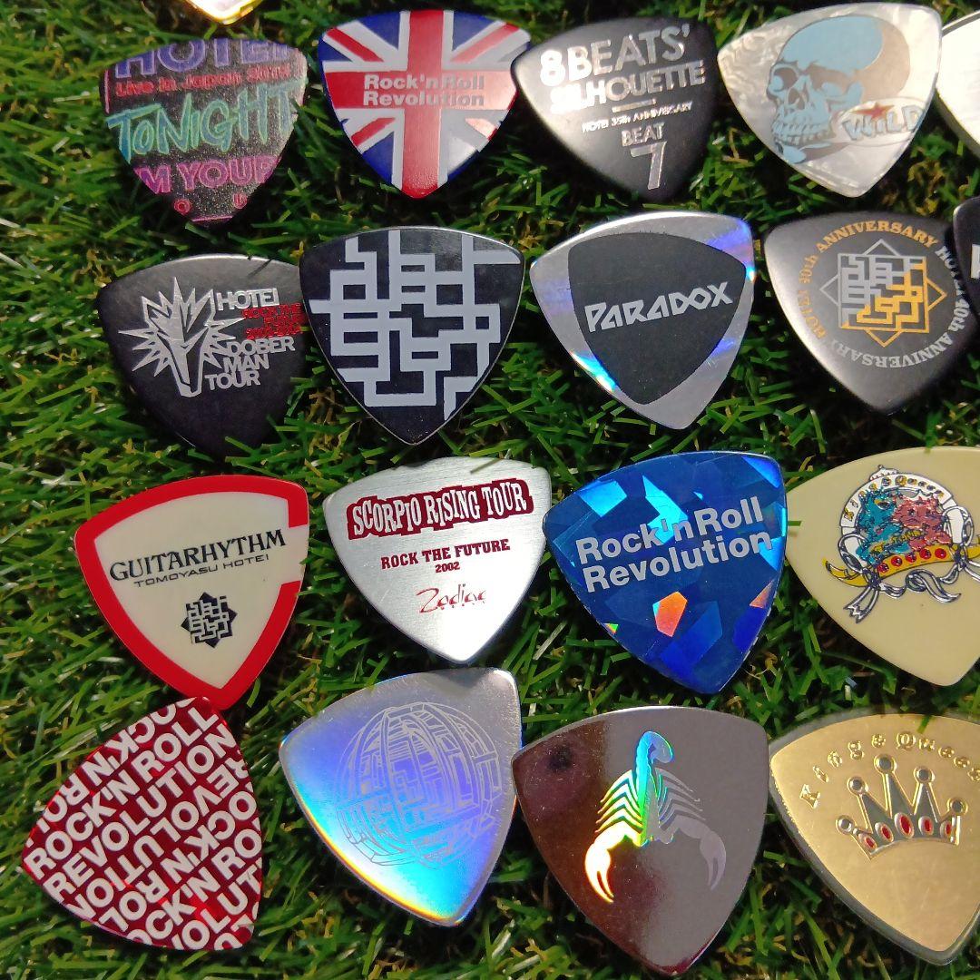 布袋寅泰　ピック