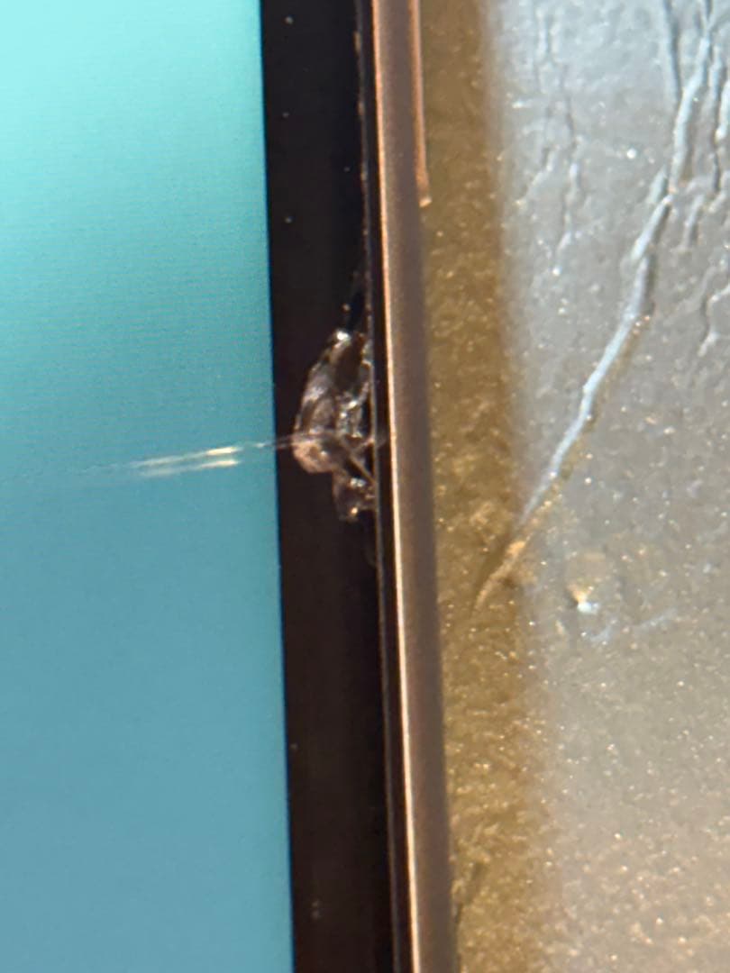 Apple iPhone XR ホワイト 画面にひびあり