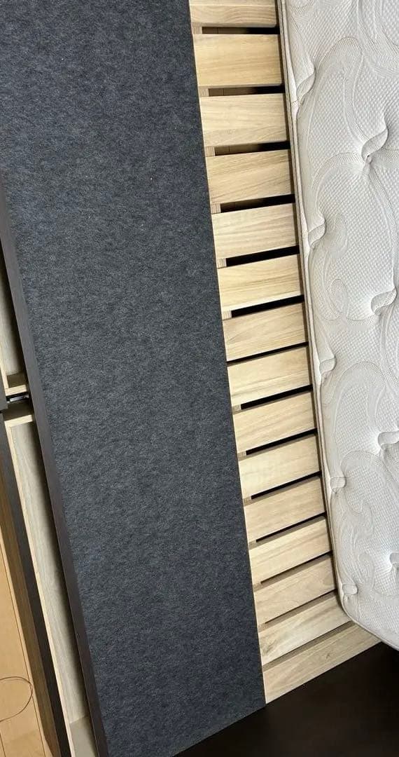 【最終掲載3/20まで！！】ベッドフレーム(シモンズ)