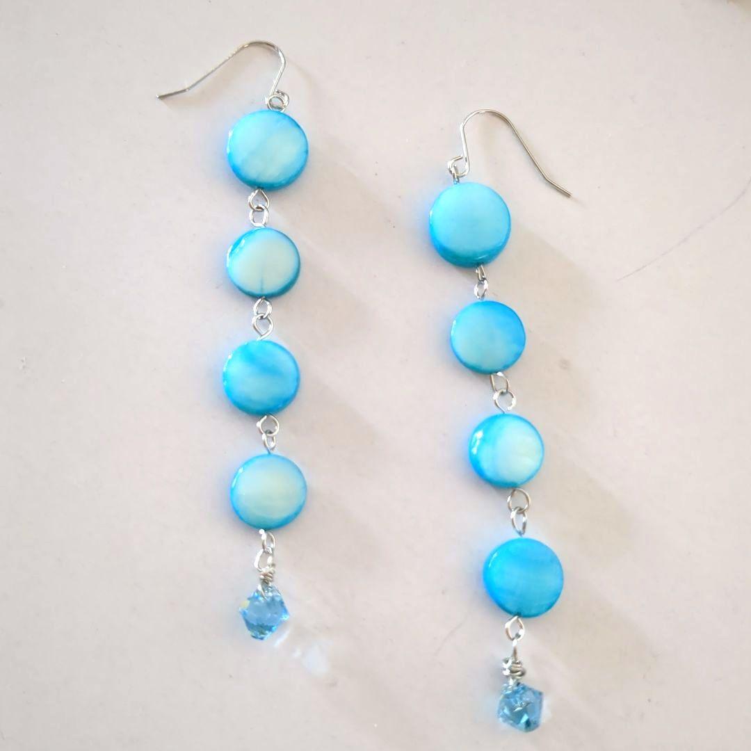 ソーダーラムネみたいな涼しげロング夏ピアス