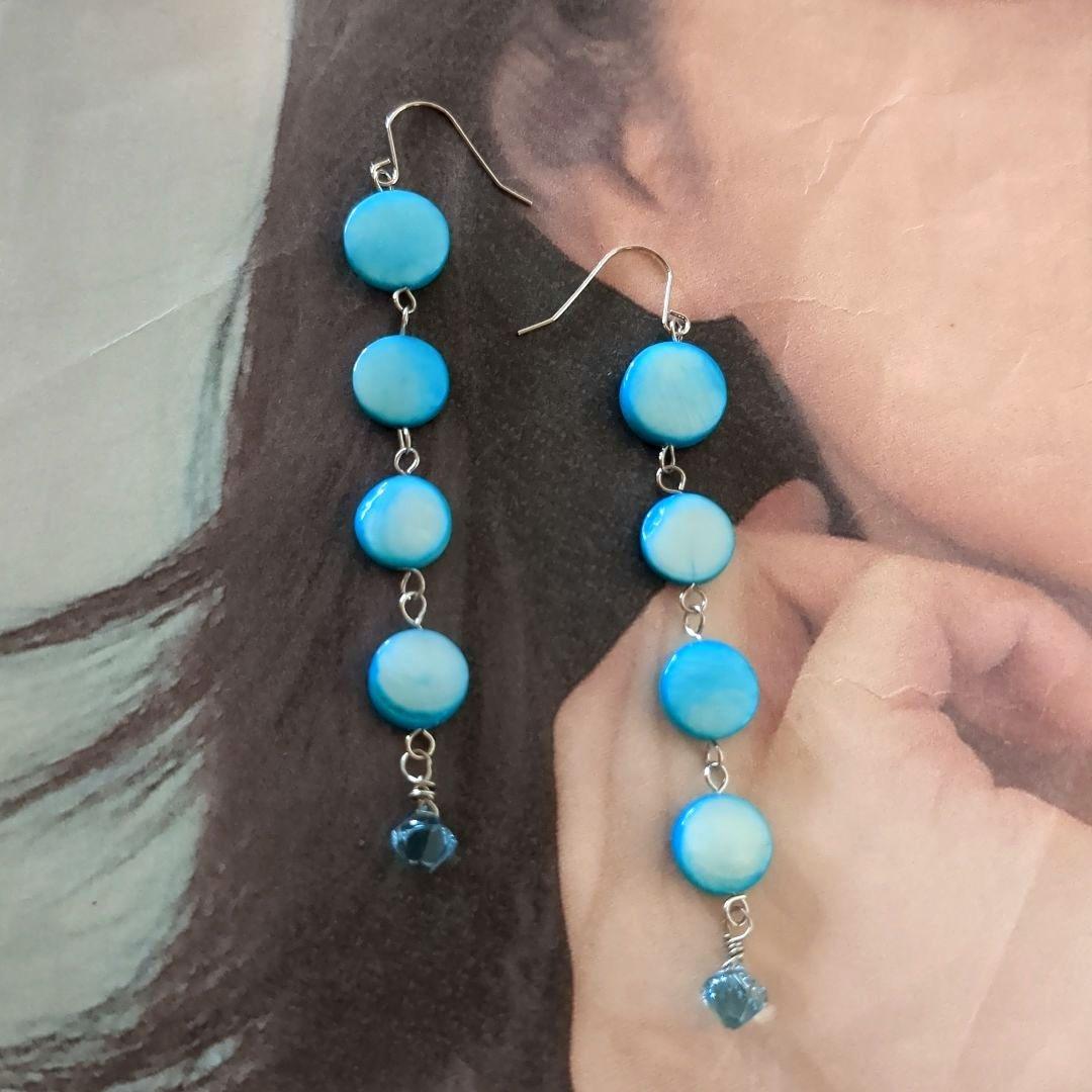 ソーダーラムネみたいな涼しげロング夏ピアス