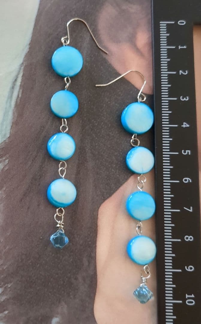 ソーダーラムネみたいな涼しげロング夏ピアス