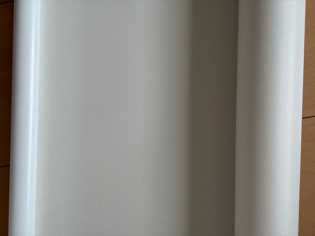 【新品未使用】TUISS 突っ張り式ロールスクリーン（防水・遮光）