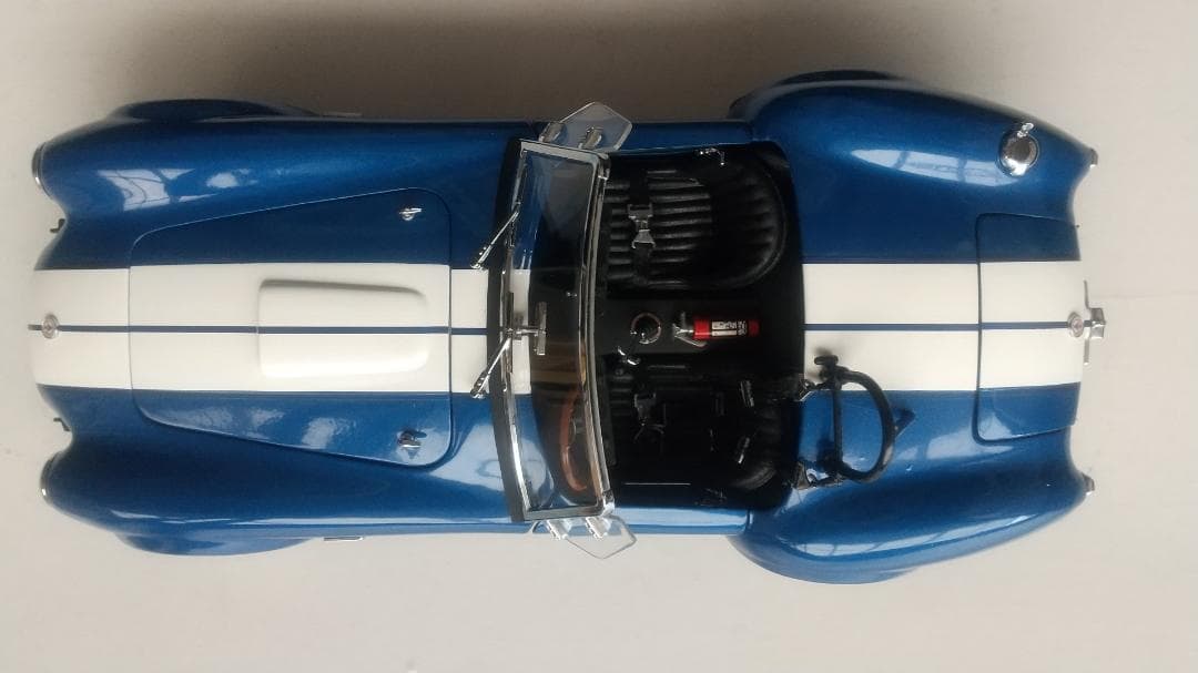 ミニカー 1/18 SHELBY COBRA 427 S/C (Blue)