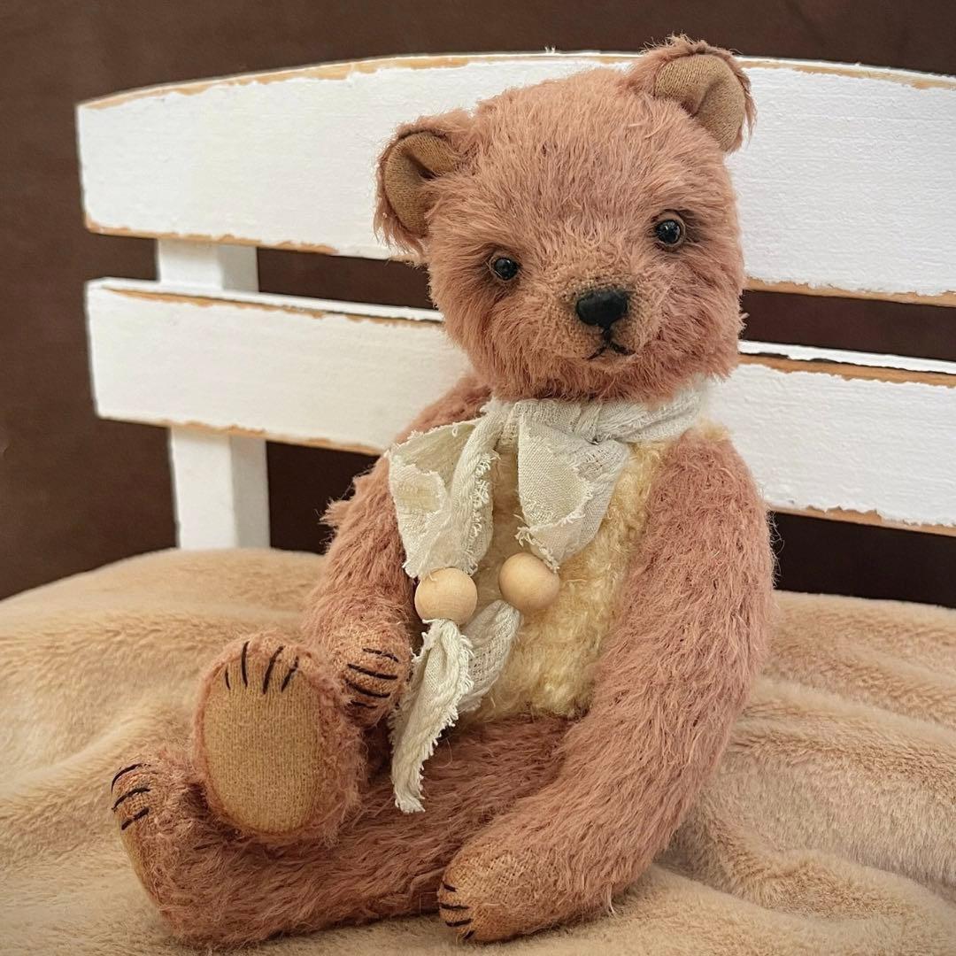 リラックスしているくまさん テディベア ぬいぐるみ 海外作家様 ハンドメイド 熊