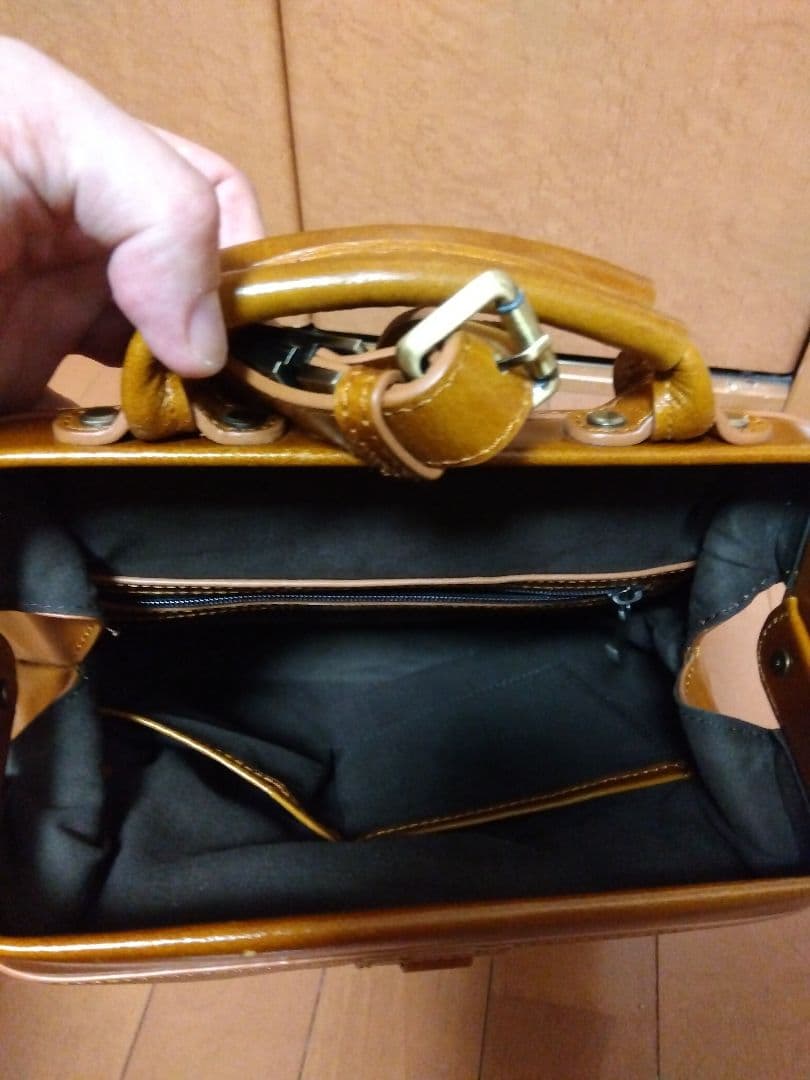 レザーリュック　ダレスバッグ