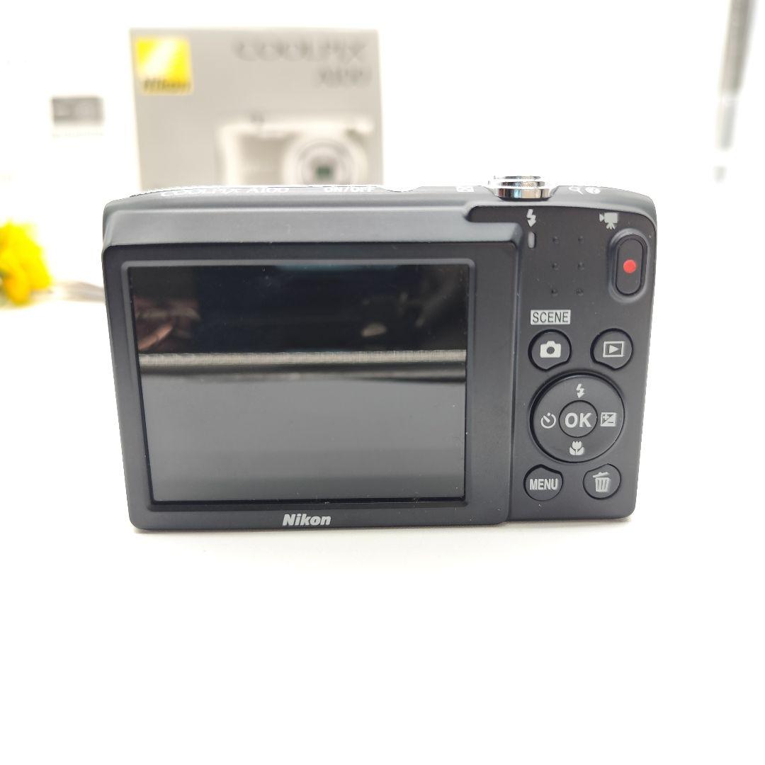 新品同様 Nikon COOLPIX A100 デジタルカメラ 光学5倍
