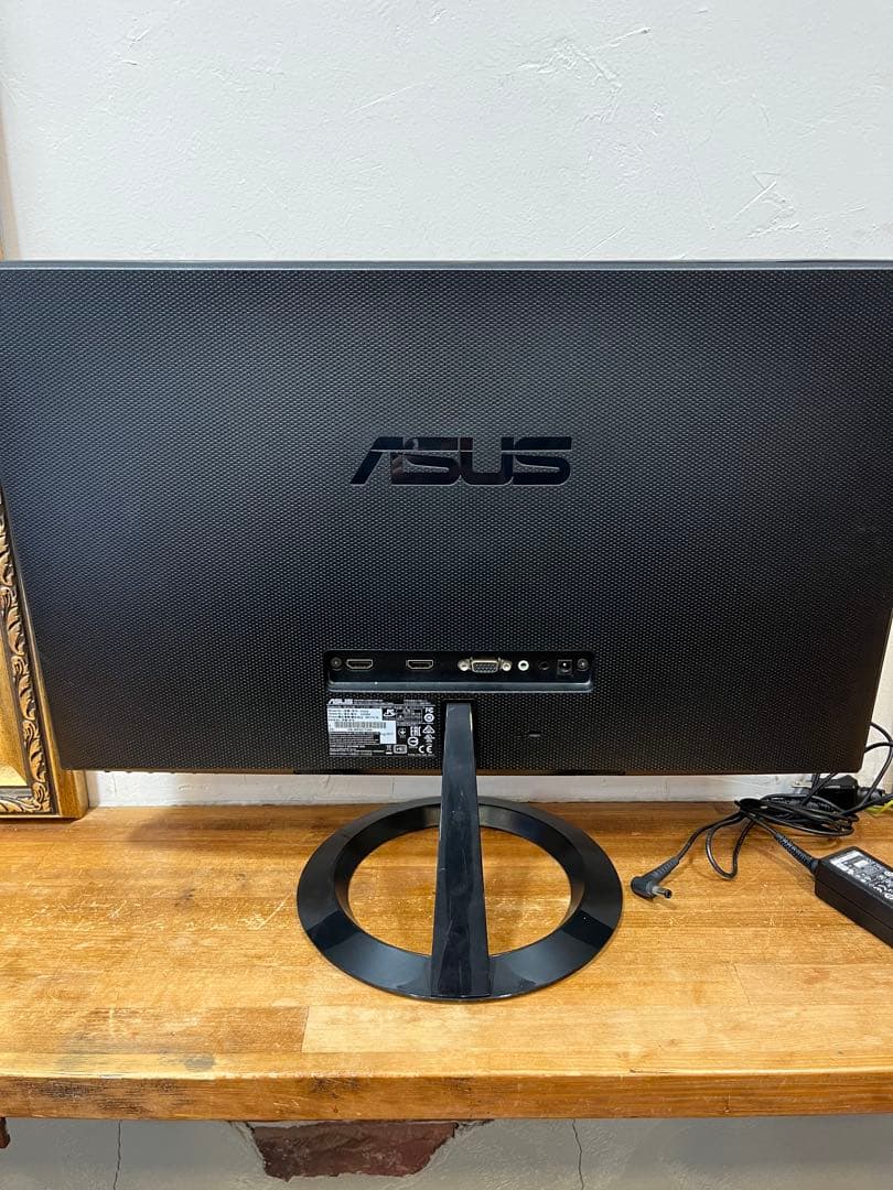 ASUS ディスプレイ 本体