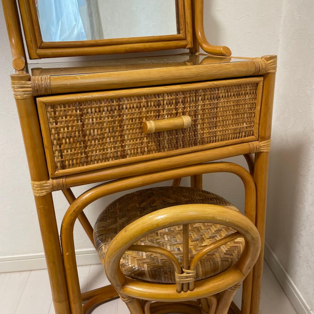 ラタン製ドレッサーと椅子セット