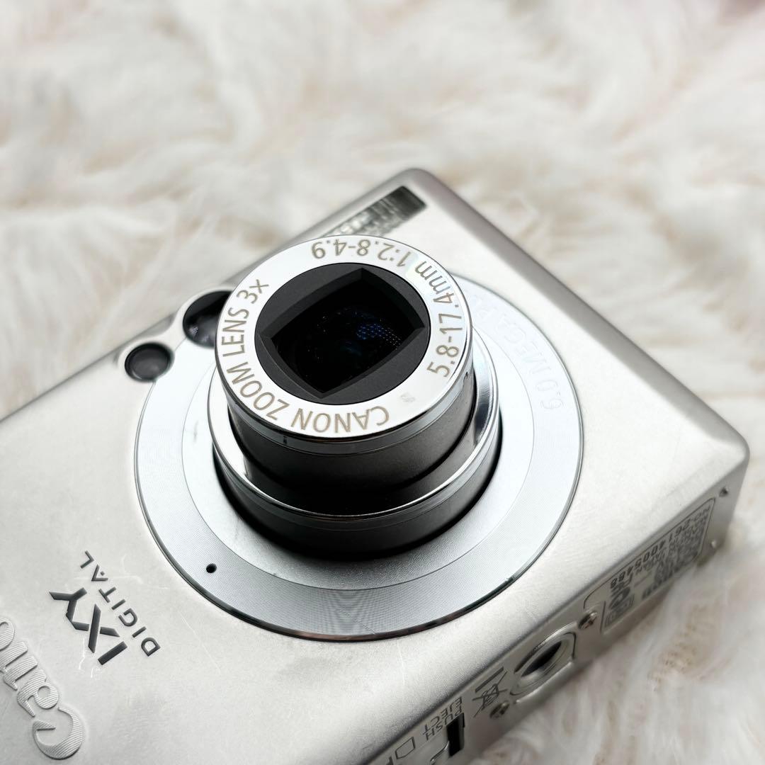 美品・動作良好✨ Canon IXY 70 シルバー