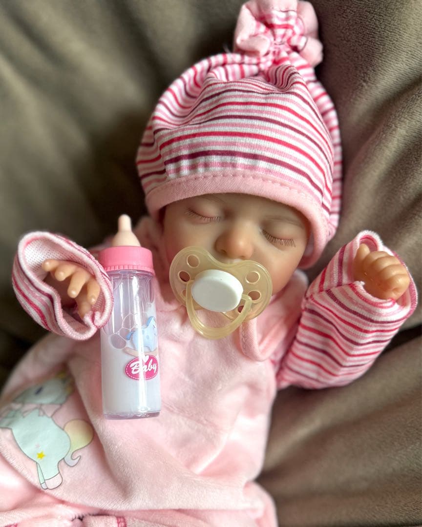 ★新品★BABESIDEリボーンドール 未熟児ベビーちゃん 30cm