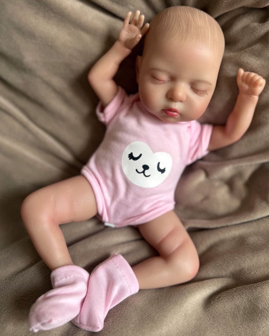 ★新品★BABESIDEリボーンドール 未熟児ベビーちゃん 30cm