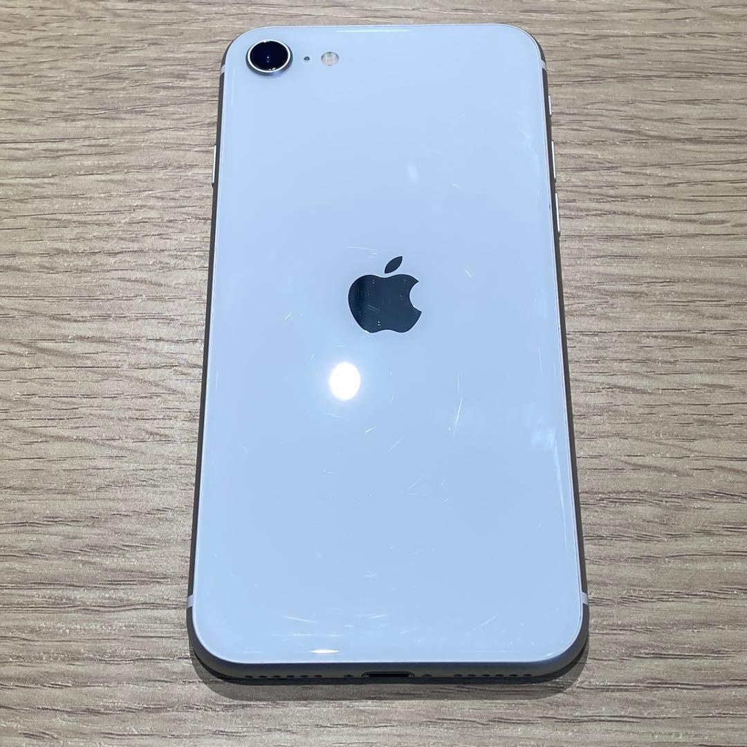 iPhone SE 第2世代 128GB ホワイト　Apple スマホ　ドコモ