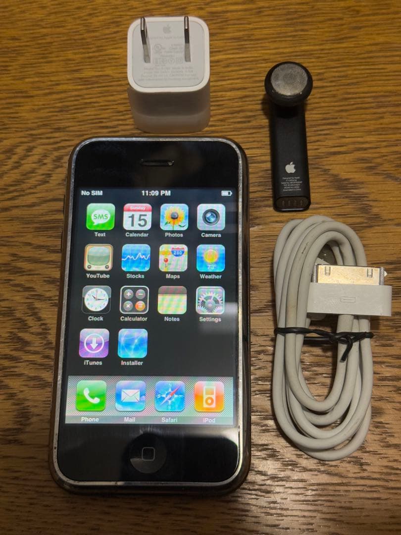 iPhone 2G 動作品 日本未発売　8GB 初代iPhone　第1世代