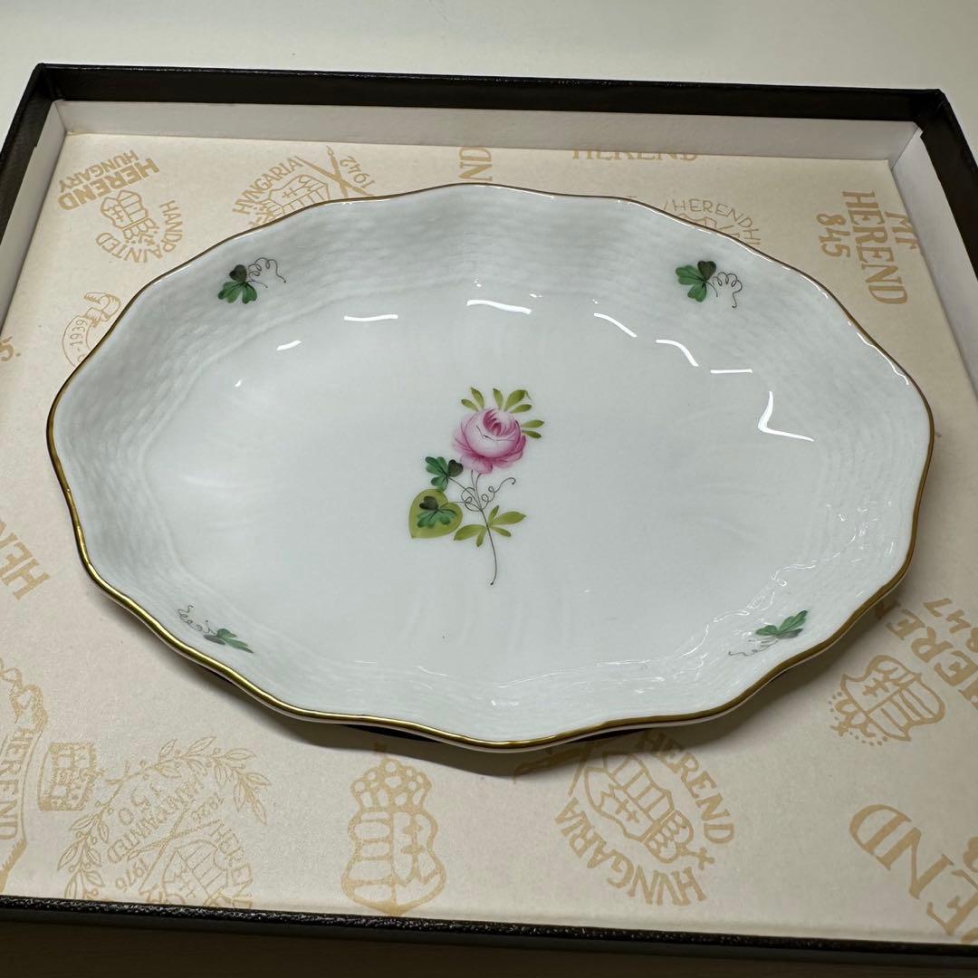 【未使用】ヘレンド　プレート　皿　白　花　花柄