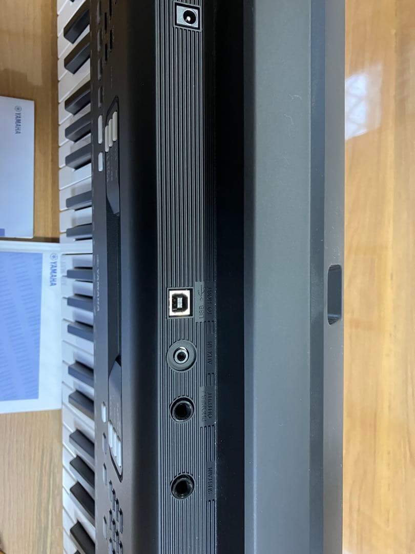 美品　YAMAHA PSR-E373 61鍵盤 キーボード 箱あり Xスタンド付
