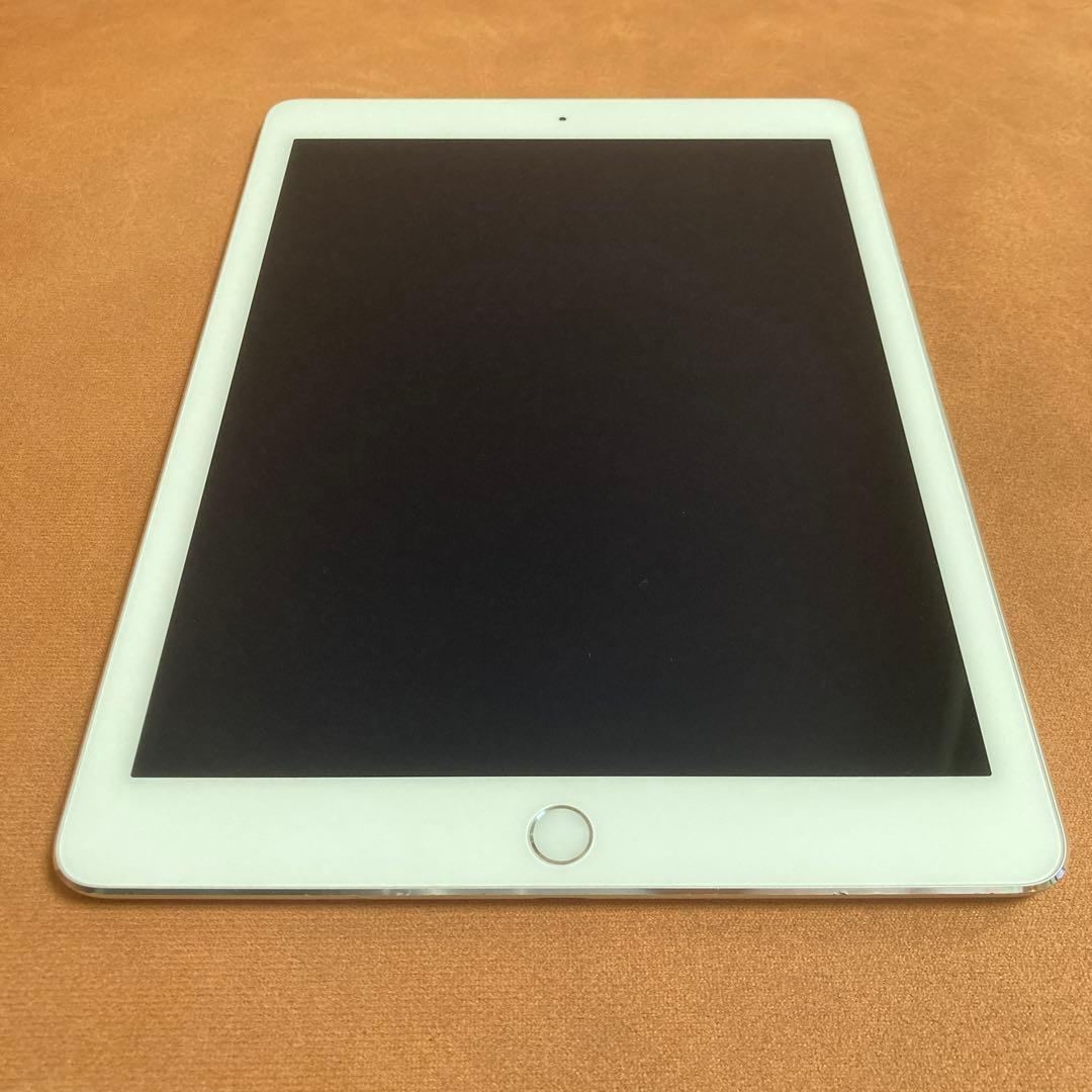 958 電池ほぼ新品☆iPad Air2 第2世代 16GB WIFIモデル☆