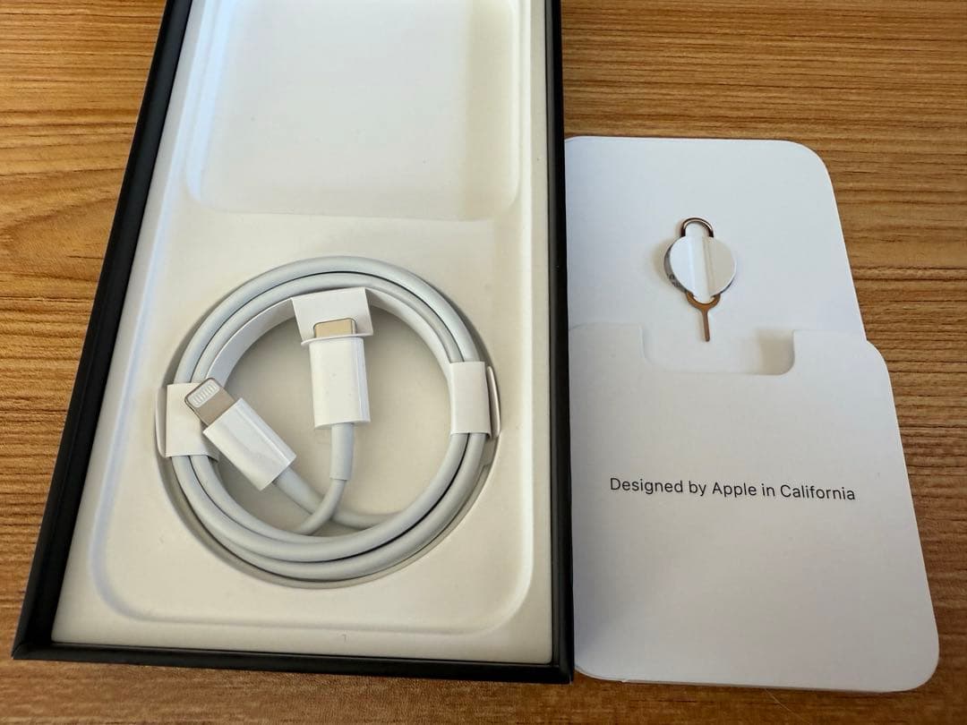 【超美品！】iPhone13pro 256gb 本体　グラファイト　黒