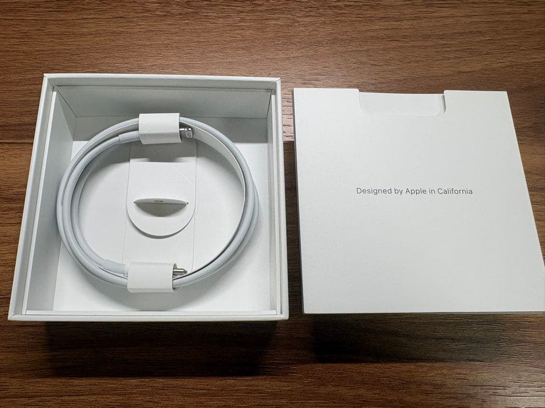 AirPods 第3世代　箱・コード付