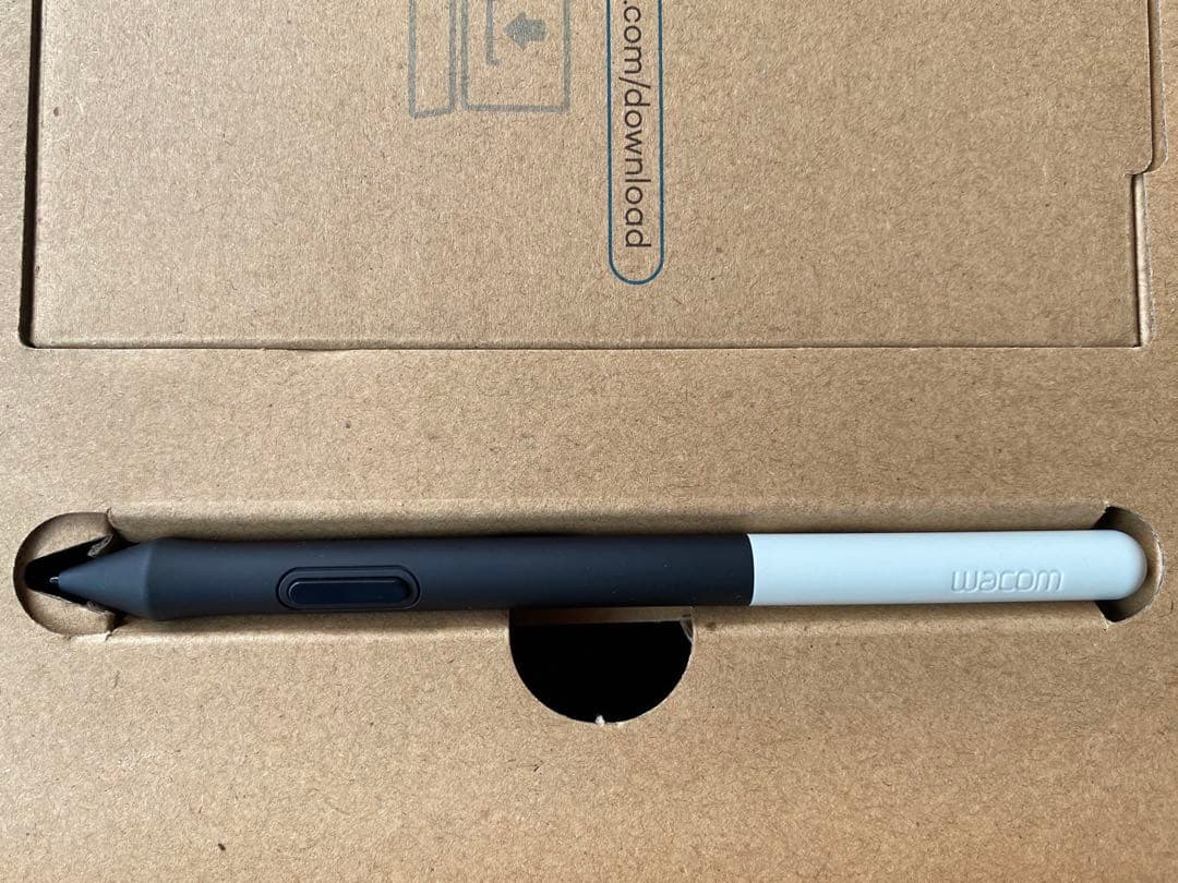 Wacom One 13.3インチ　液タブ本体