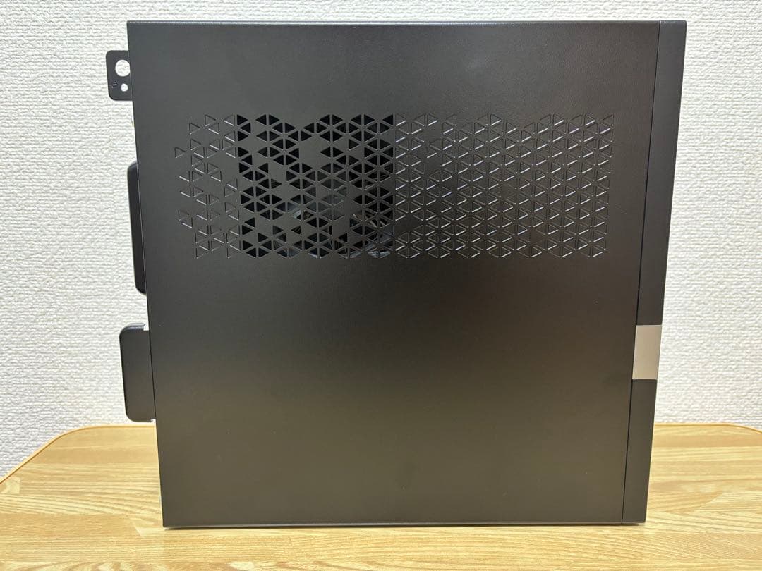 DELLデスクトップPC【初期設定済み】core i3, 8GB, HDD1TB