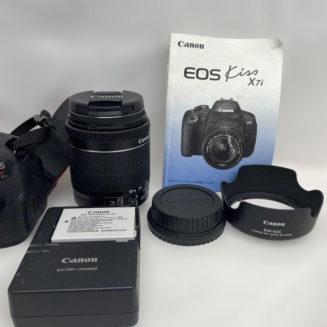 Canon EOS kiss X7i デジタルカメラ　一眼レフ