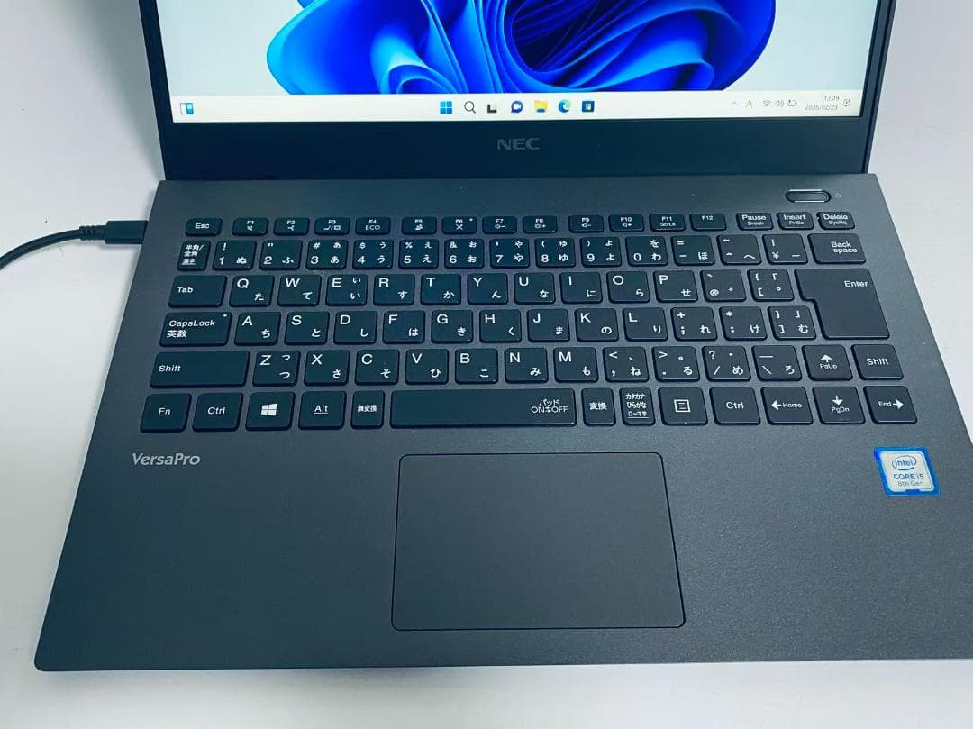 Z27 NEC 13.3インチFHD 軽量 /Core i5 /SSD256GB