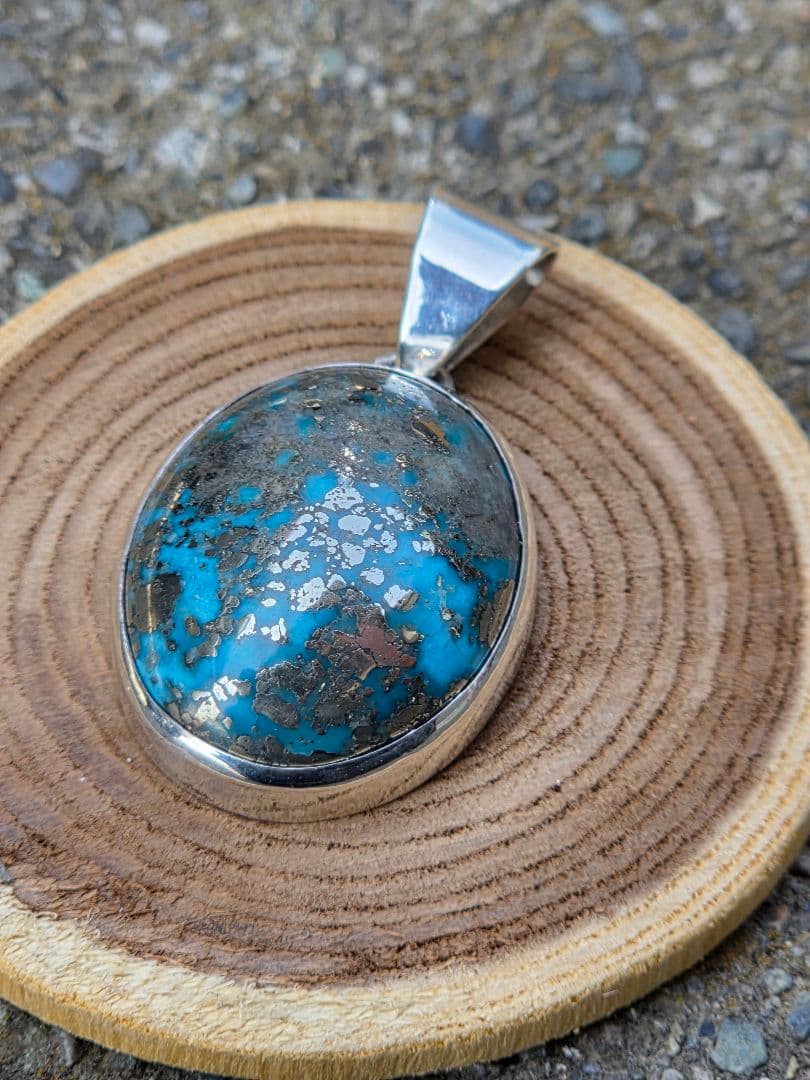 ペルシャンターコイズ　ペンダント　トップ　インディアンジュエリースタイル