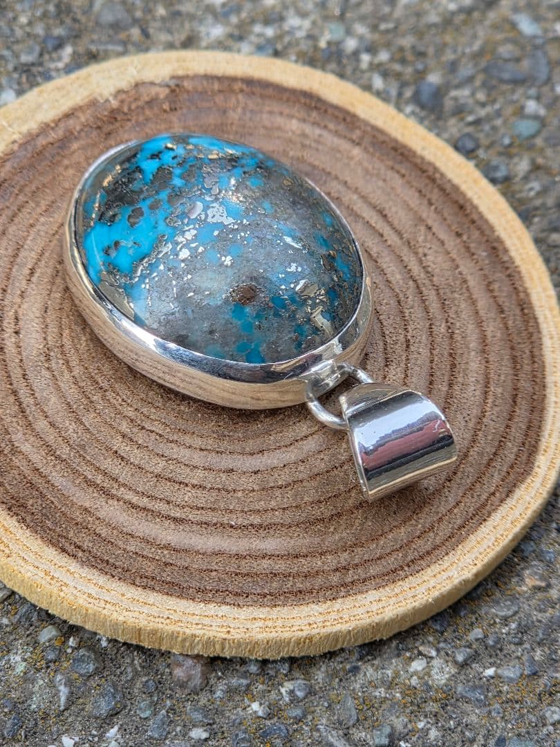 ペルシャンターコイズ　ペンダント　トップ　インディアンジュエリースタイル