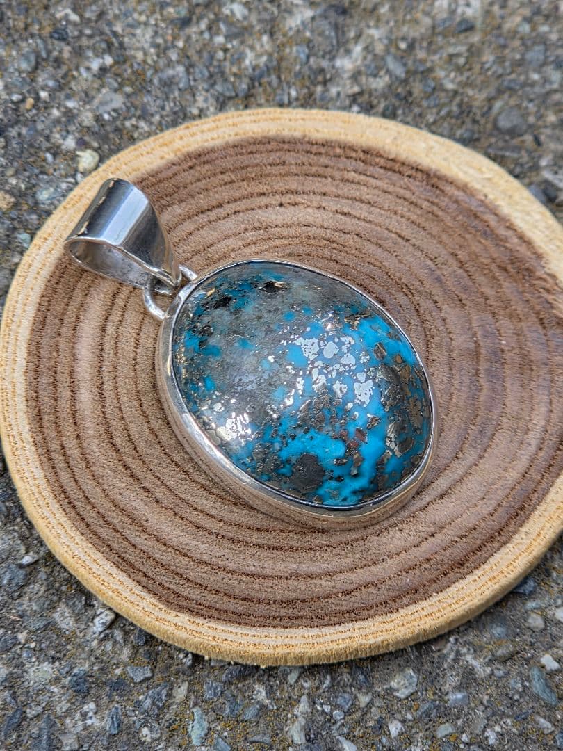 ペルシャンターコイズ　ペンダント　トップ　インディアンジュエリースタイル