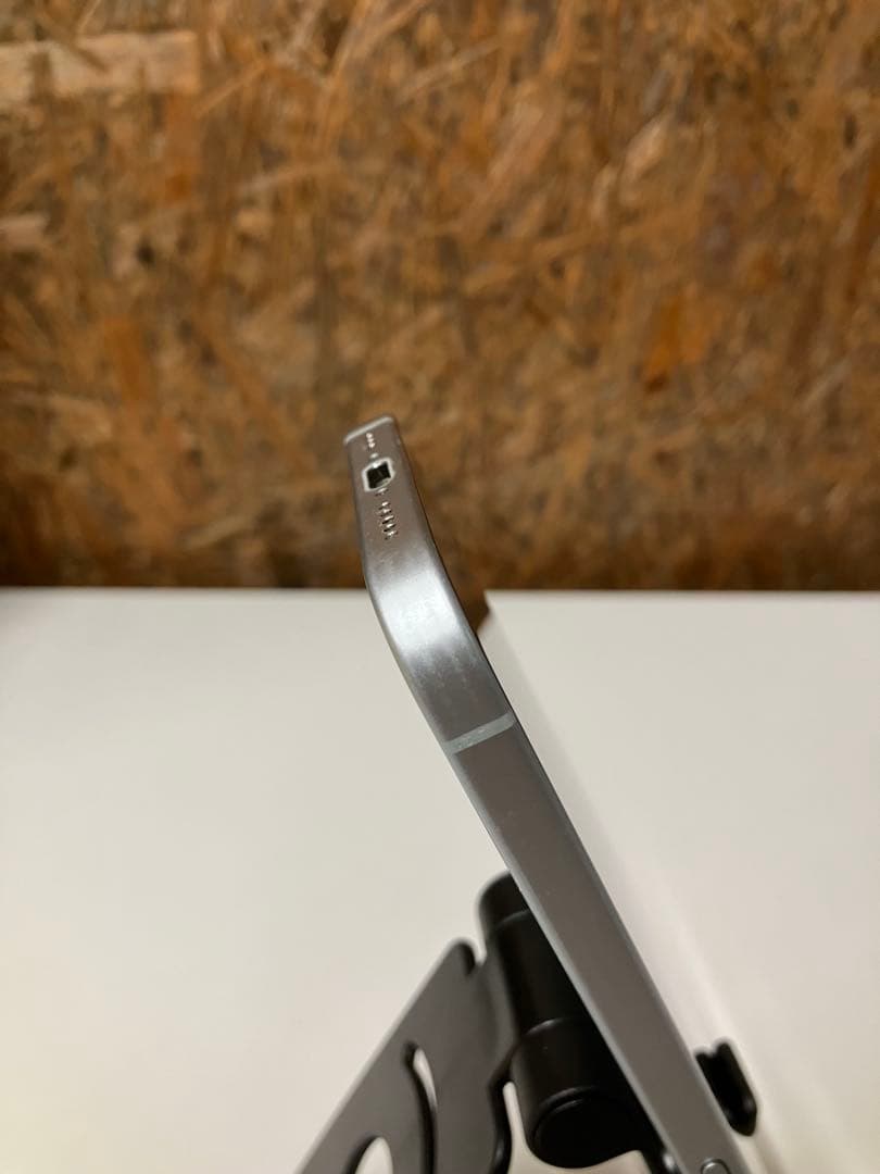 【美品】iPhone 15 256GB ブルー