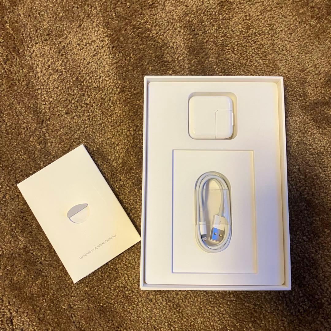 美品★iPad mini 4 Wi-Fi 128GB Gold