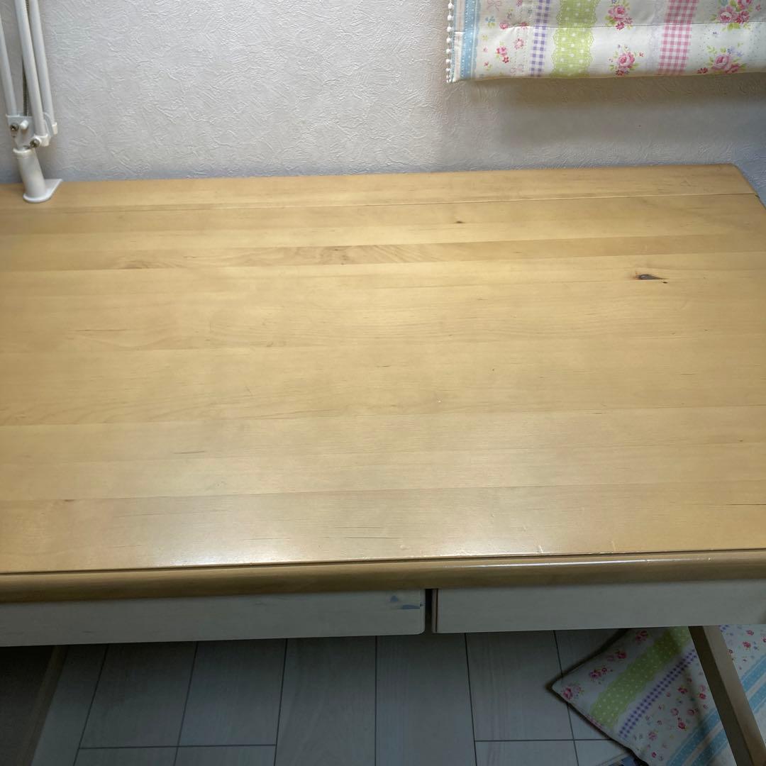 引き取り希望　コイズミ　学習机、椅子