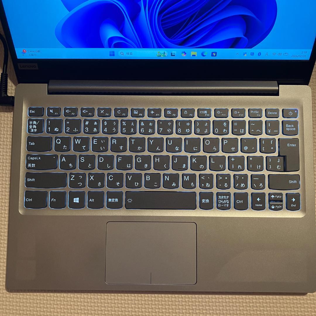 バッテリーNG ideapad 320S Core i5-8250U 256GB