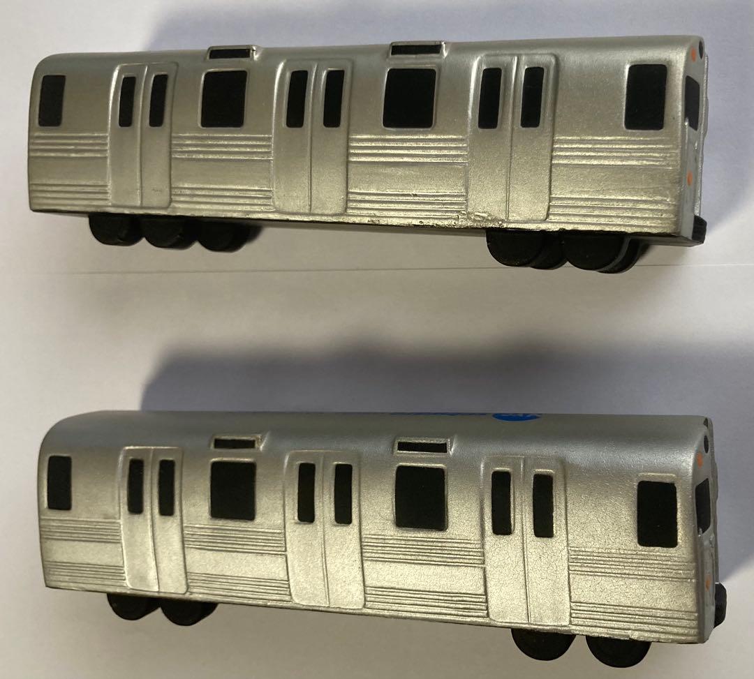 サブウェア subware ソフビ 電車フィギュア Kaws 地下鉄 recon