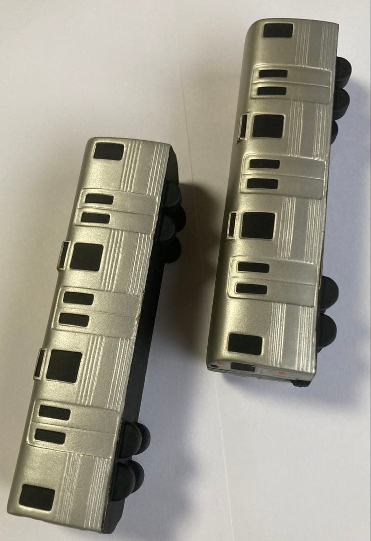 サブウェア subware ソフビ 電車フィギュア Kaws 地下鉄 recon