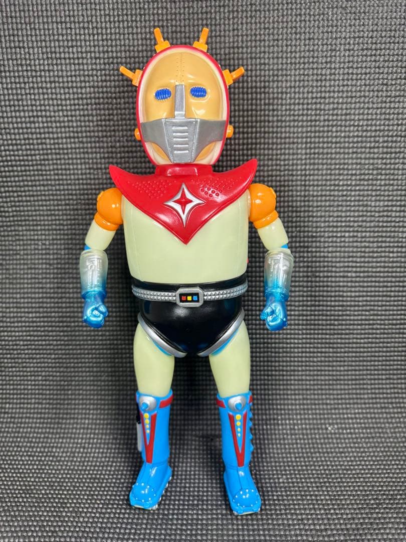 zollmenゾルメン スペースガイイソロク インディーズソフビ