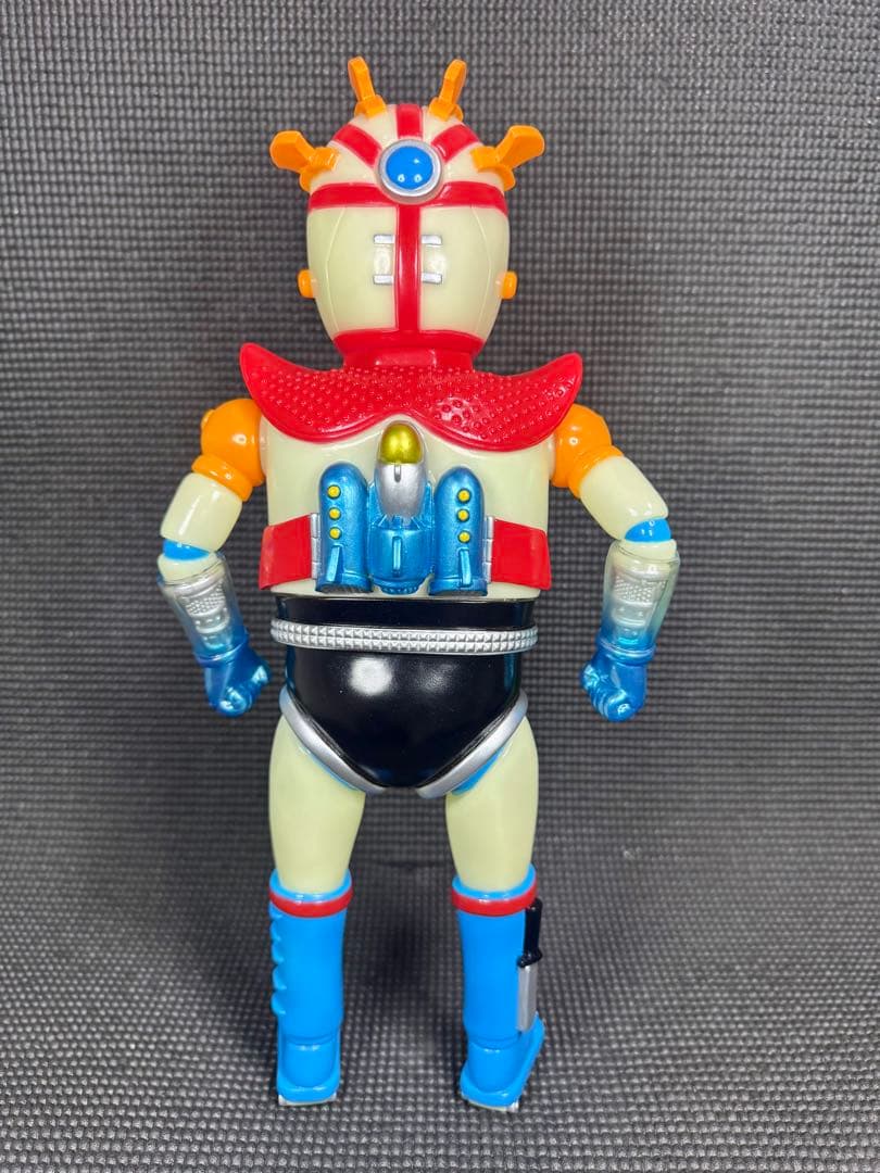zollmenゾルメン スペースガイイソロク インディーズソフビ