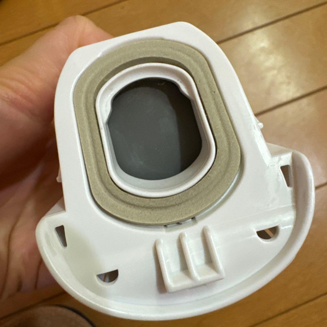 2024年製Panasonic AVA79V-1U コードレス掃除機