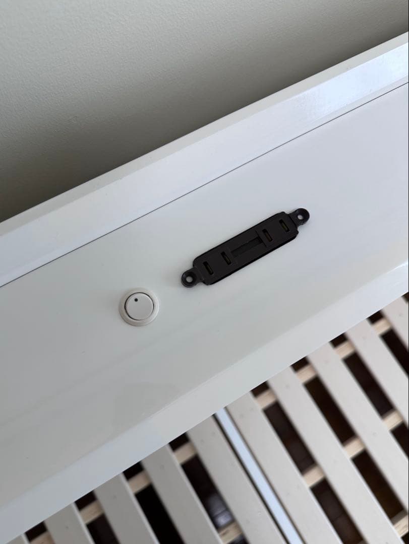 ニトリ　ダブルサイズ　すのこ　ベットフレーム　ホワイト