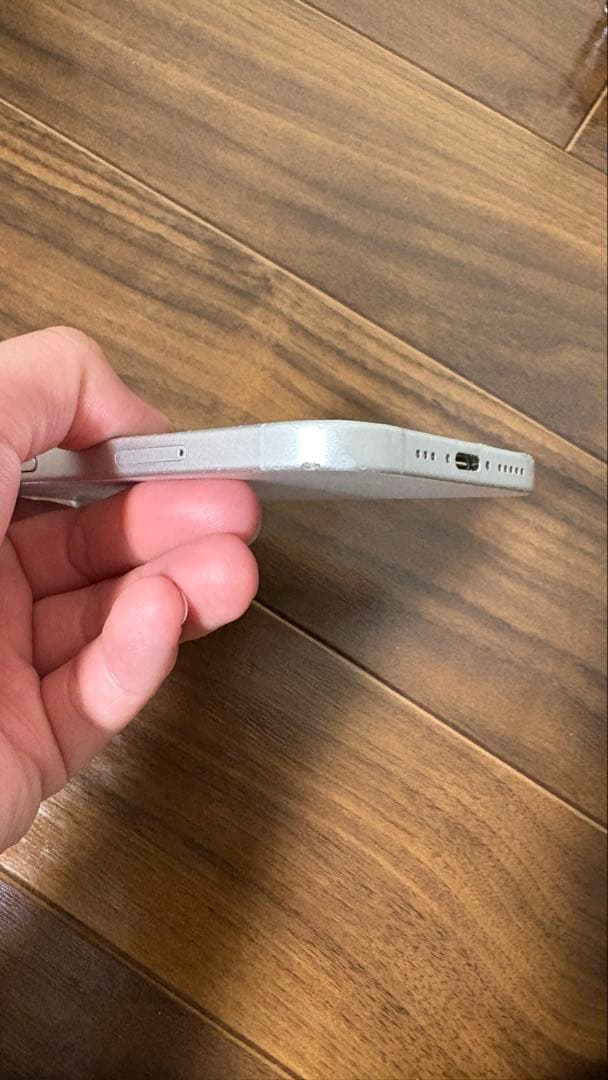 ゴ*ズ様 Apple iPhone16 ホワイト 本体　256GB