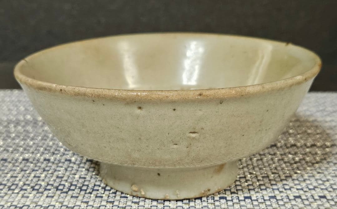 李氏朝鮮時代　李朝白磁　李朝堅手　茶碗　茶道具　茶器　深皿　小鉢　目跡　砂高台