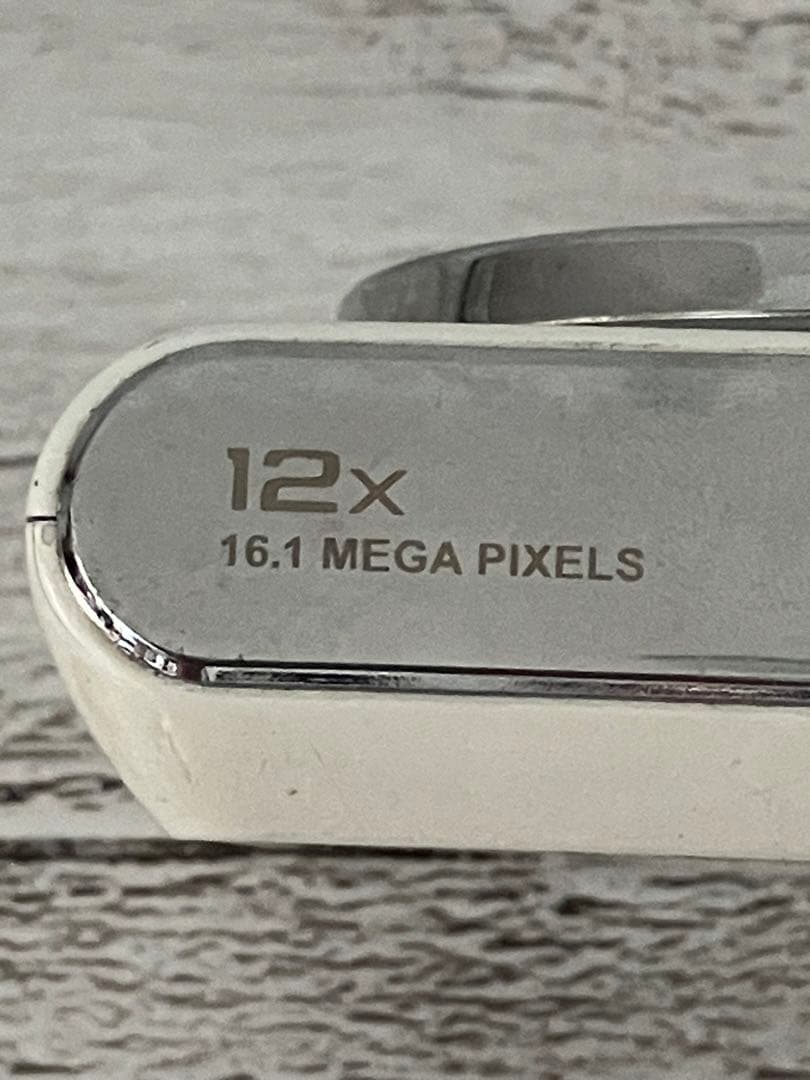 CASIO EXILIM 12メガピクセル コンパクトデジタルカメラ