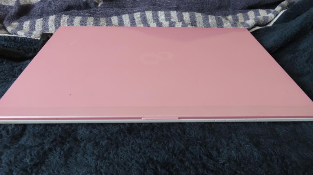 限定色さくらピンクFMVU55B3